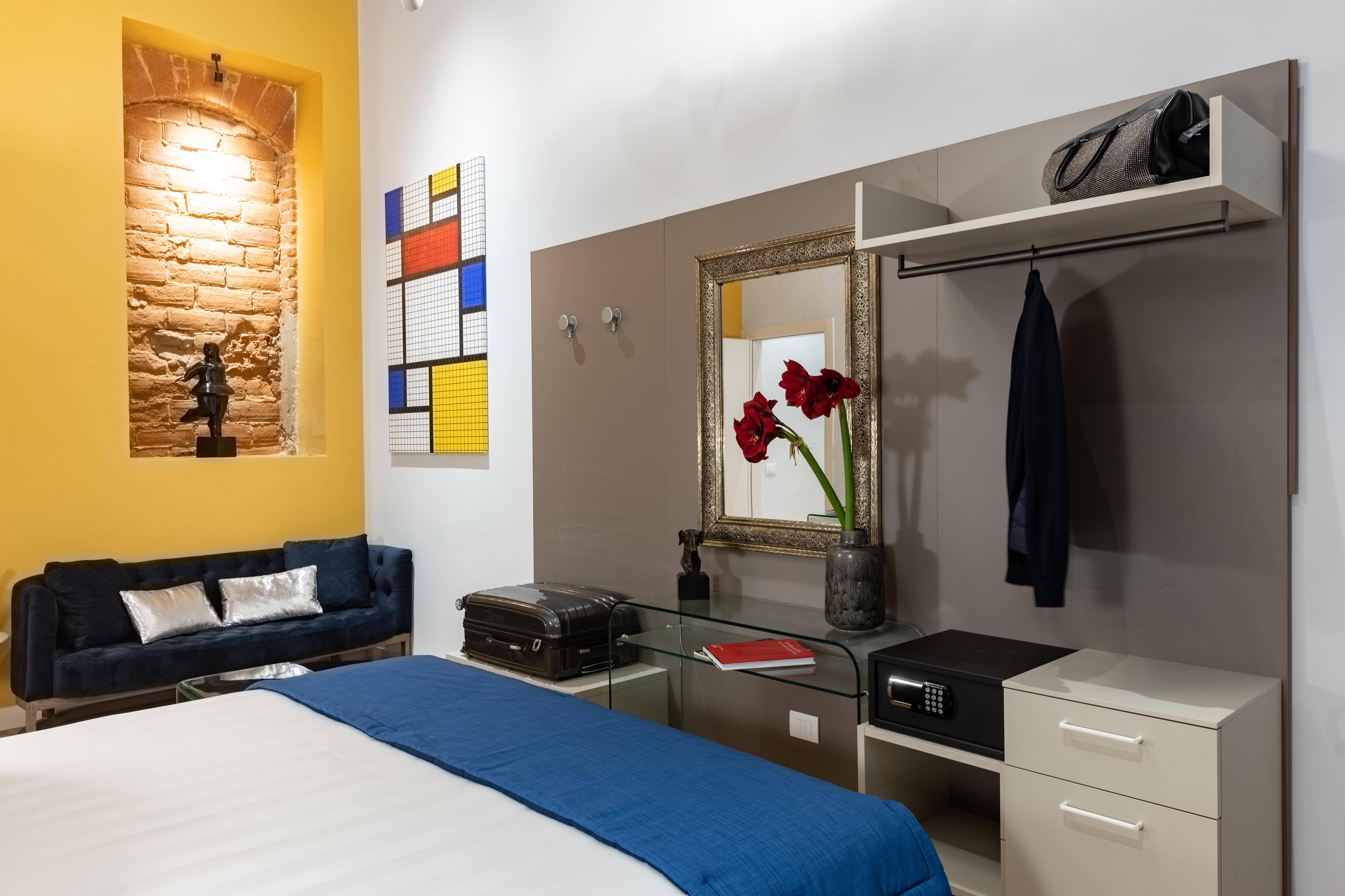 Kairos By Art Apartahotel 2*